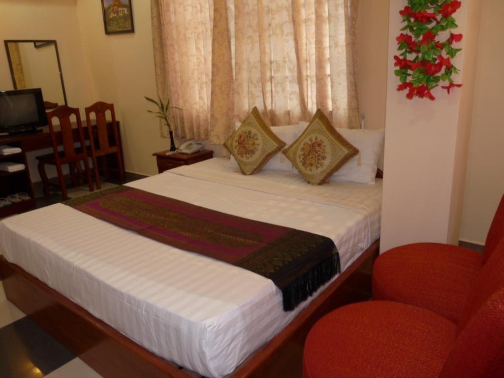 Hi Land Hotel Phnom Penh Quarto foto